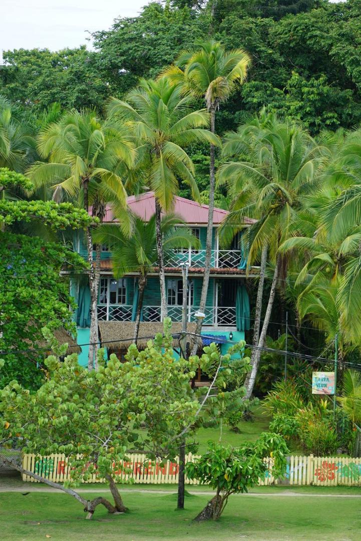 Hotel Tierra Verde Bed And Breakfast بوكاس تاون المظهر الخارجي الصورة