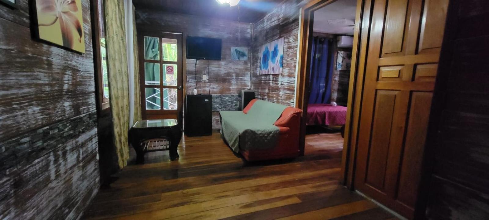 Hotel Tierra Verde Bed And Breakfast بوكاس تاون المظهر الخارجي الصورة